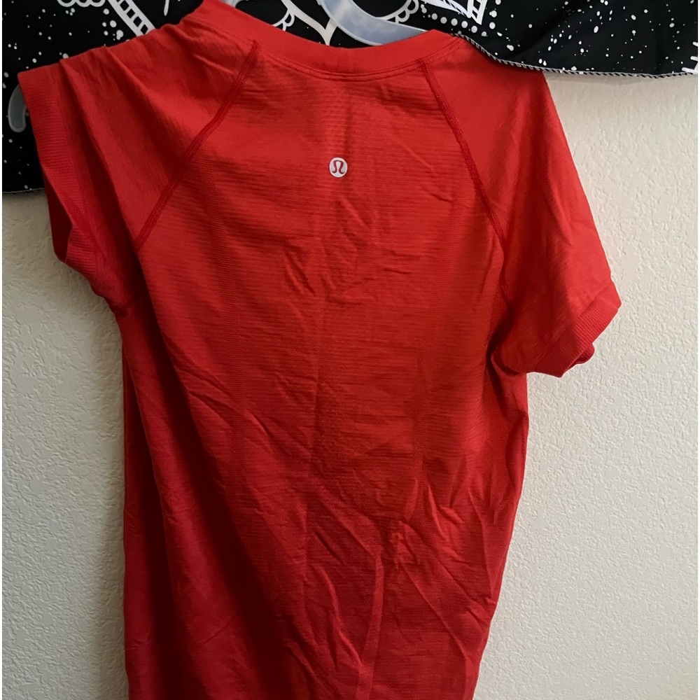Lululemon Orange Swiftly short sleeve top